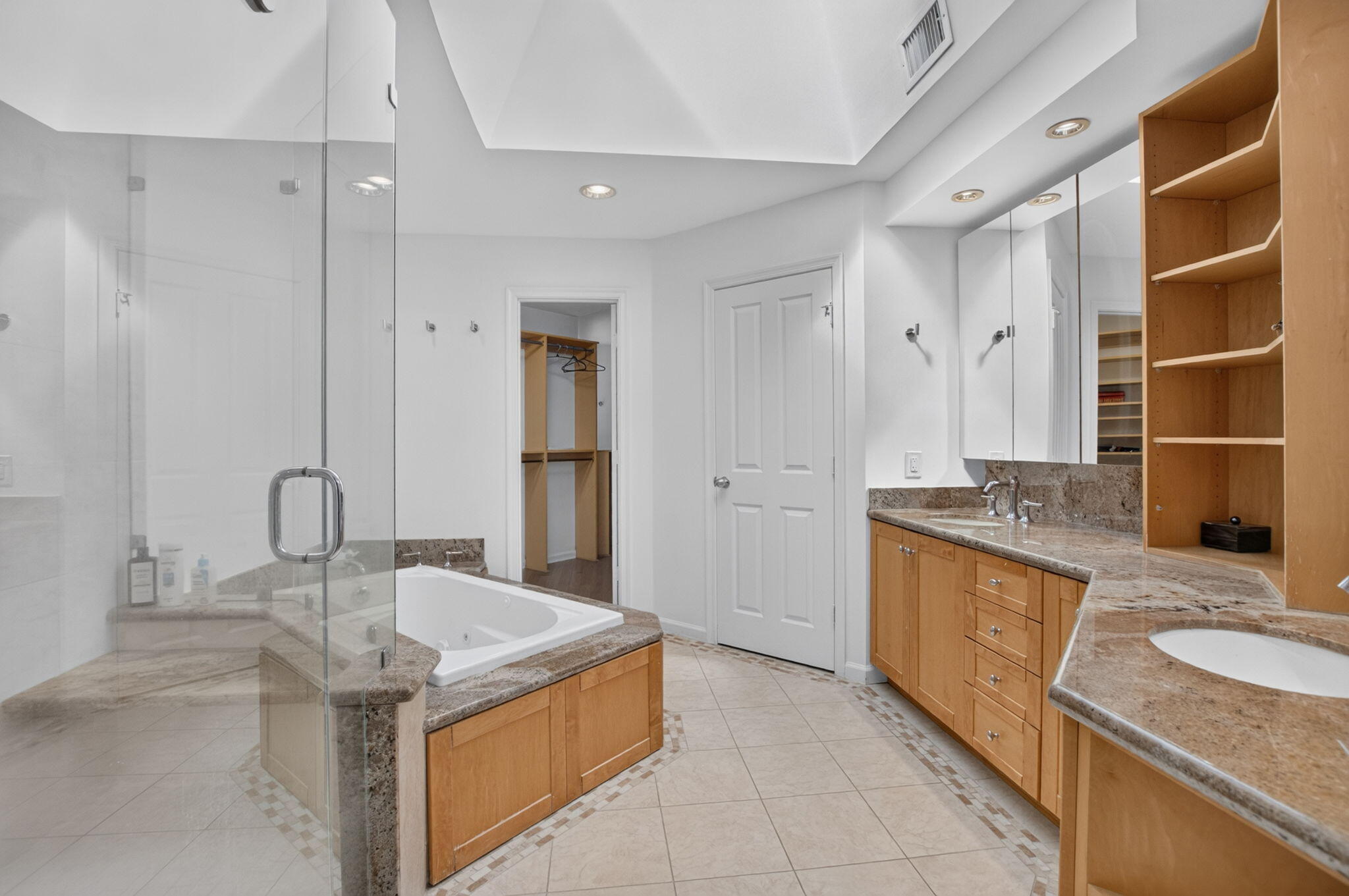 5338 NW 26th Circle