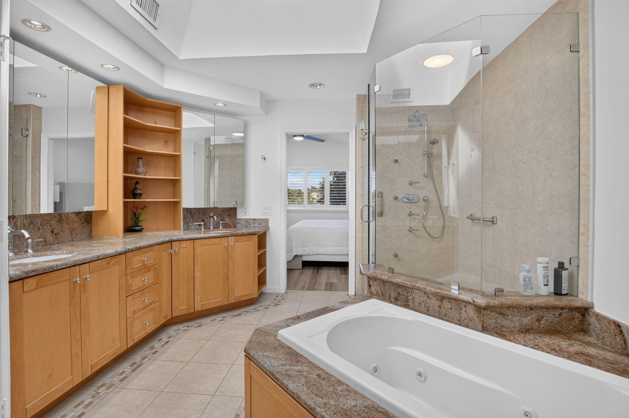 5338 NW 26th Circle