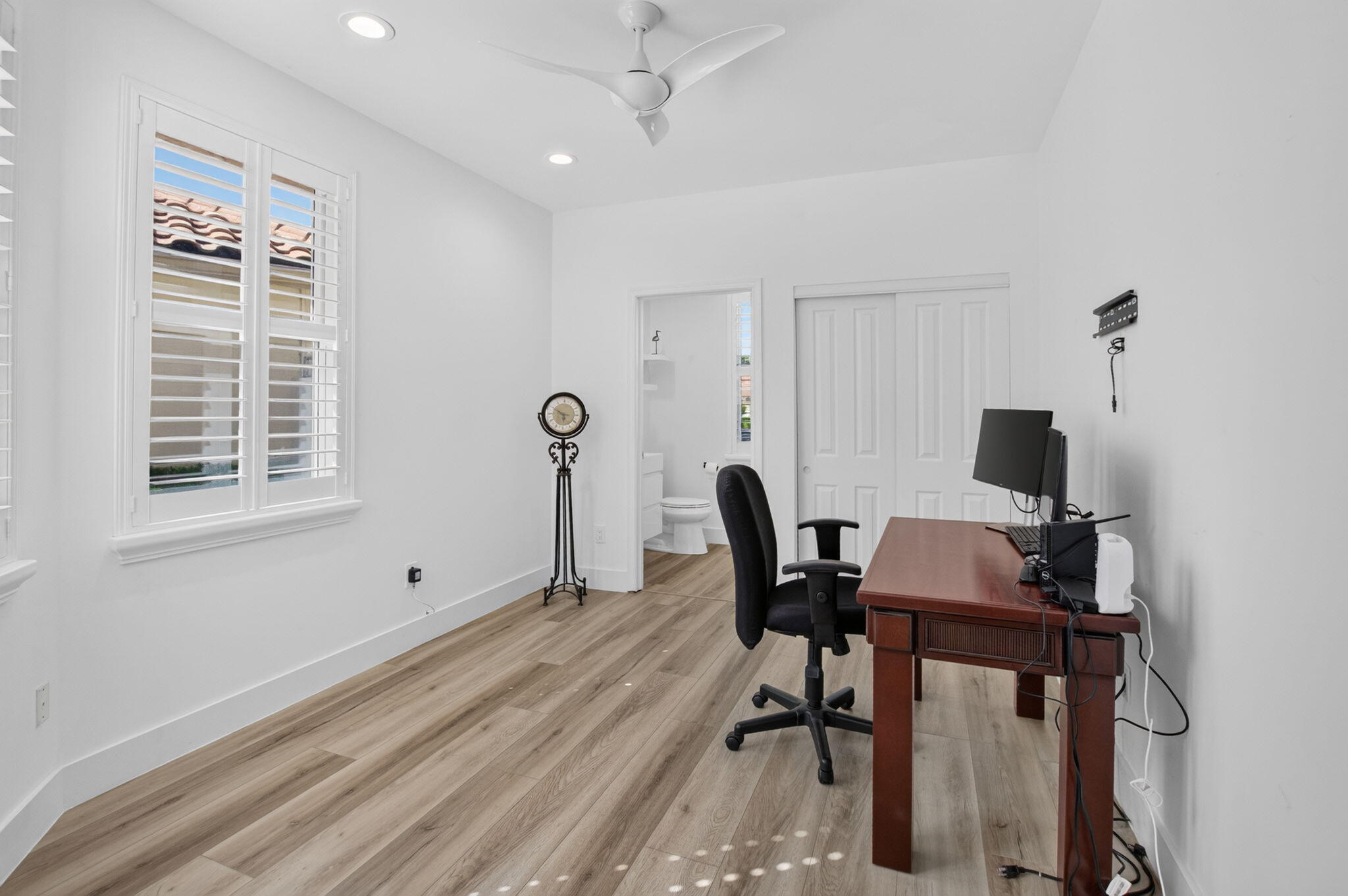 5338 NW 26th Circle