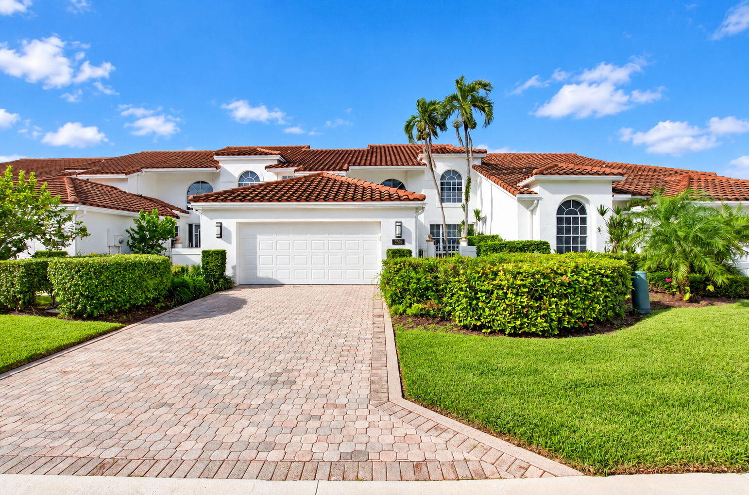 5689 NW 24TH Terrace