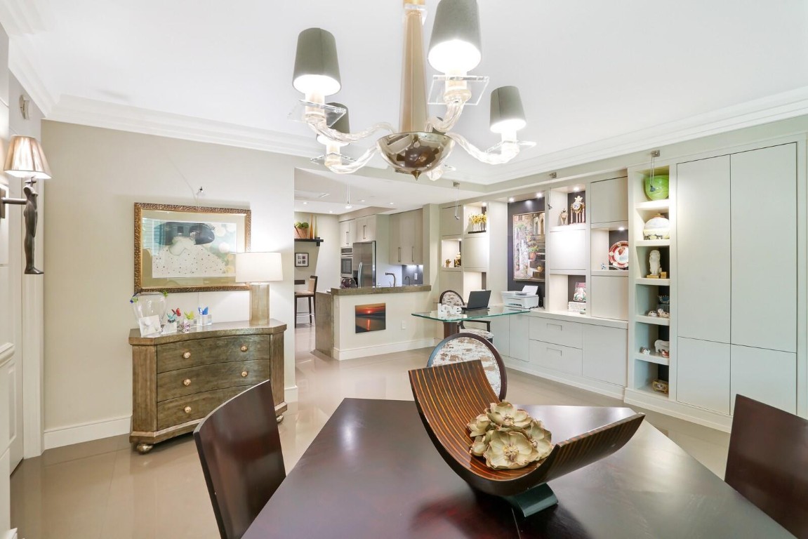 550 SE Mizner Blvd B209