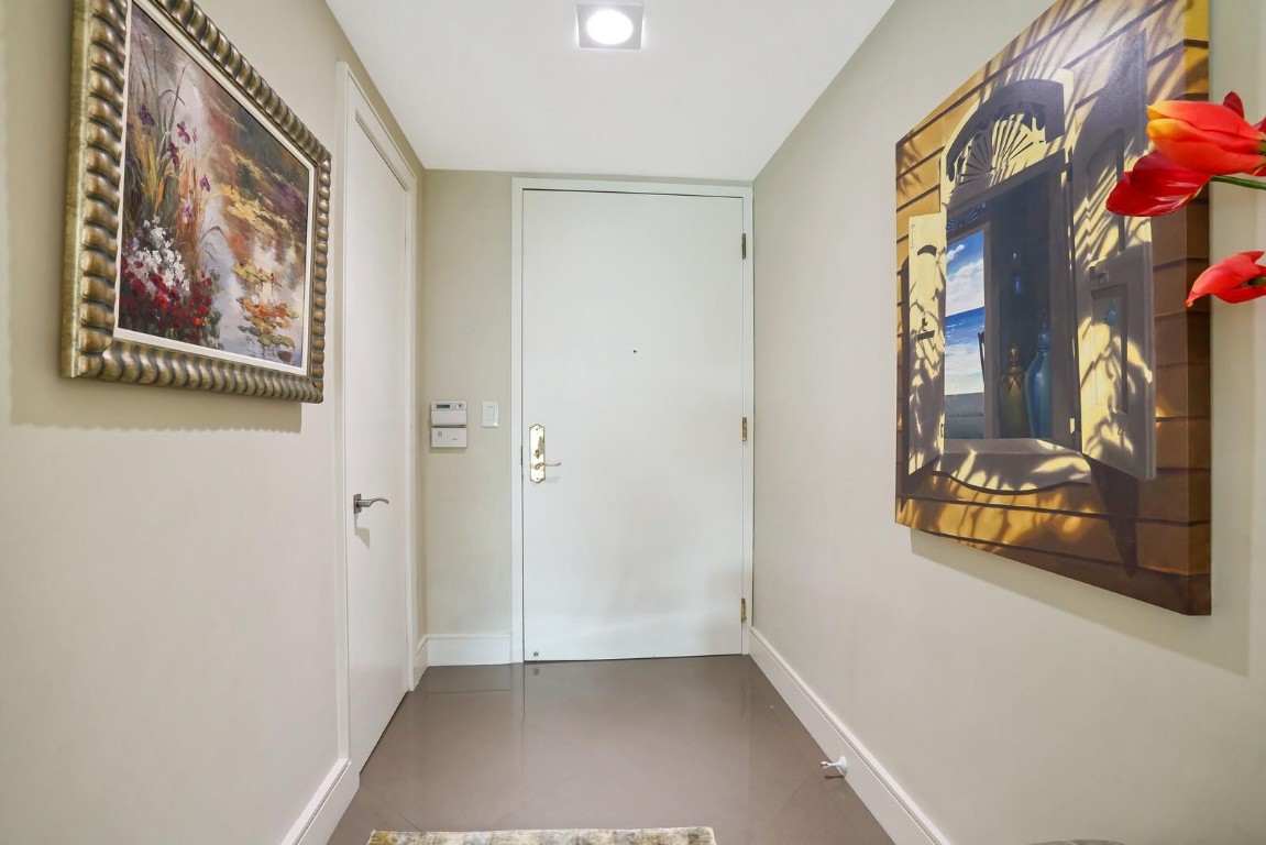 550 SE Mizner Blvd B209