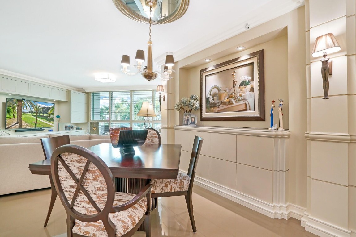 550 SE Mizner Blvd B209