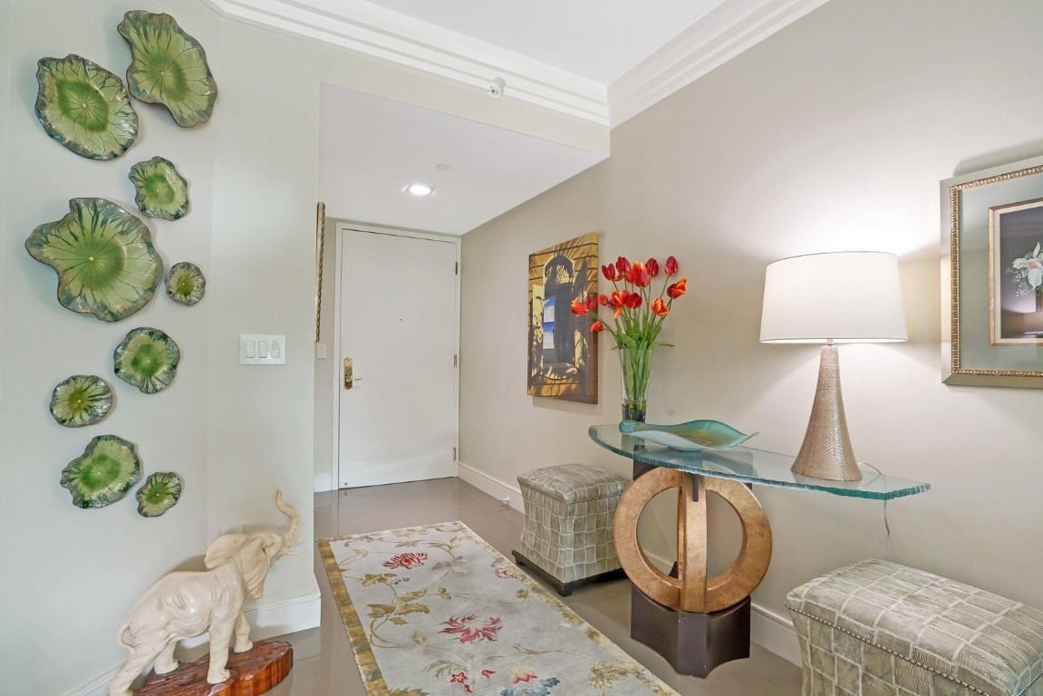 550 SE Mizner Blvd B209