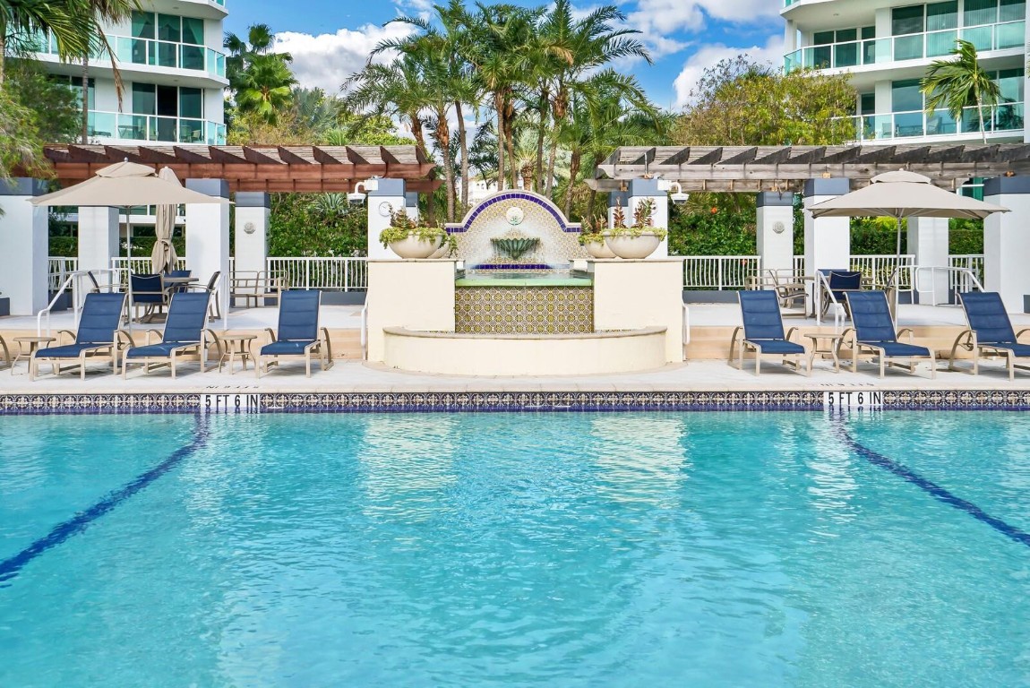 550 SE Mizner Blvd B209