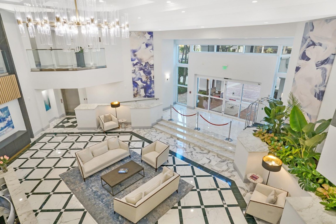 550 SE Mizner Blvd B209