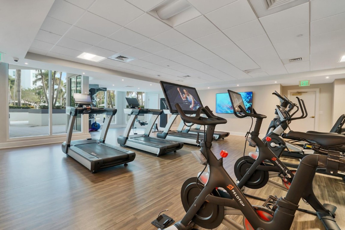 550 SE Mizner Blvd B209