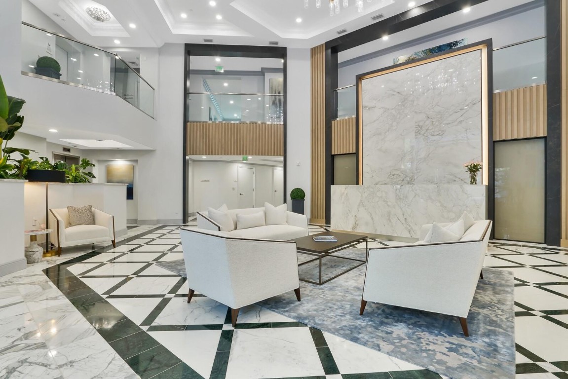 550 SE Mizner Blvd B209