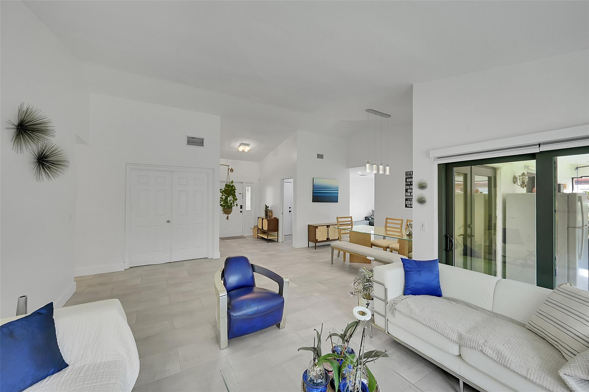 2161 NW 40th Avenue