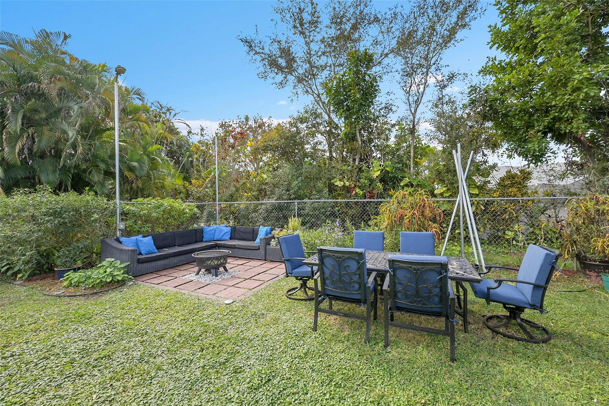 2161 NW 40th Avenue