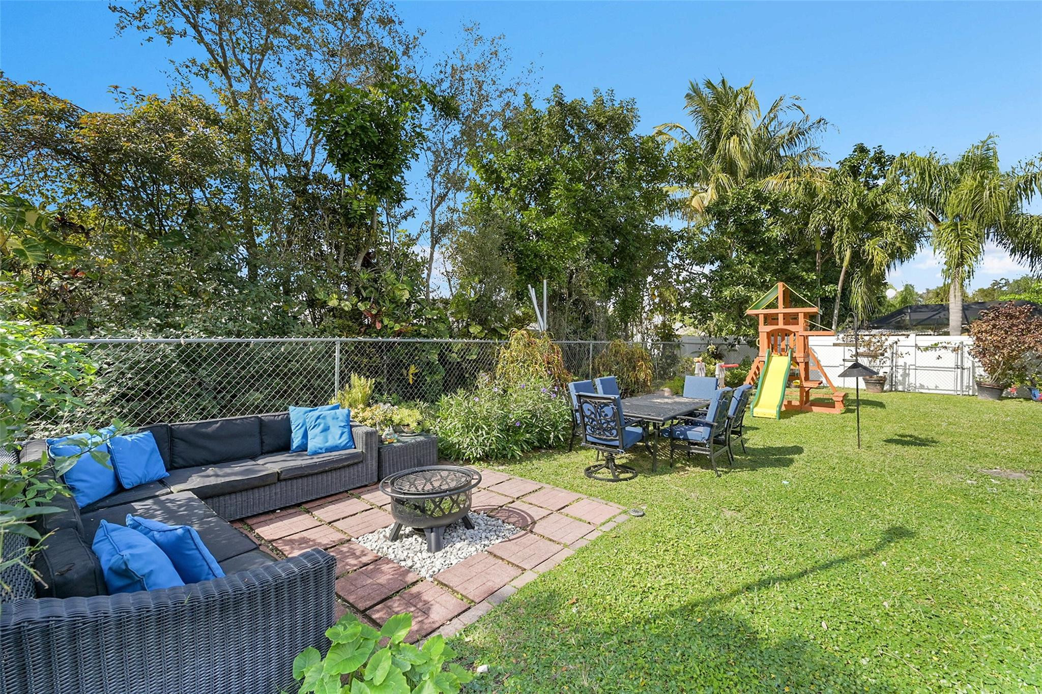 2161 NW 40th Avenue