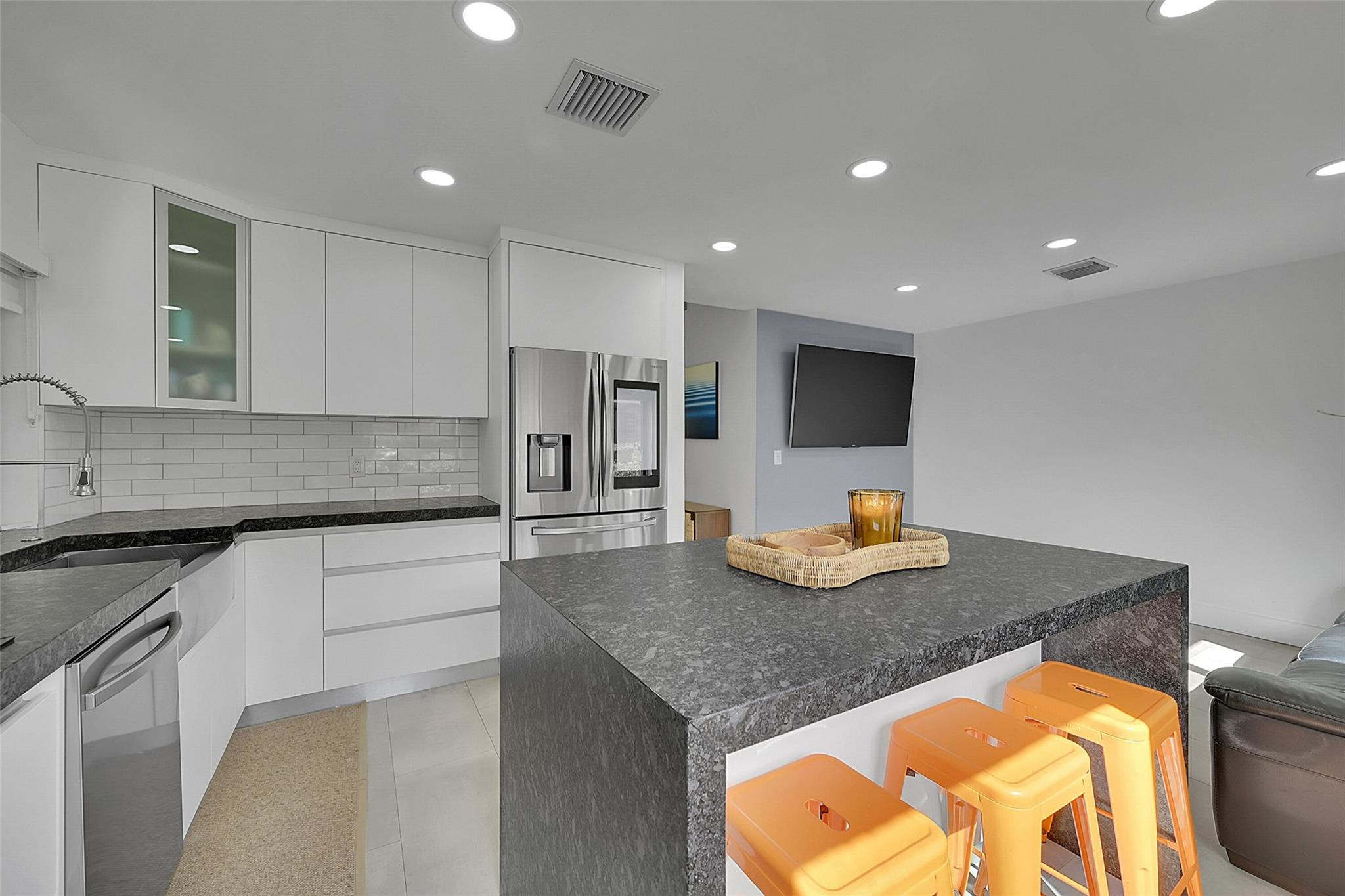 2161 NW 40th Avenue