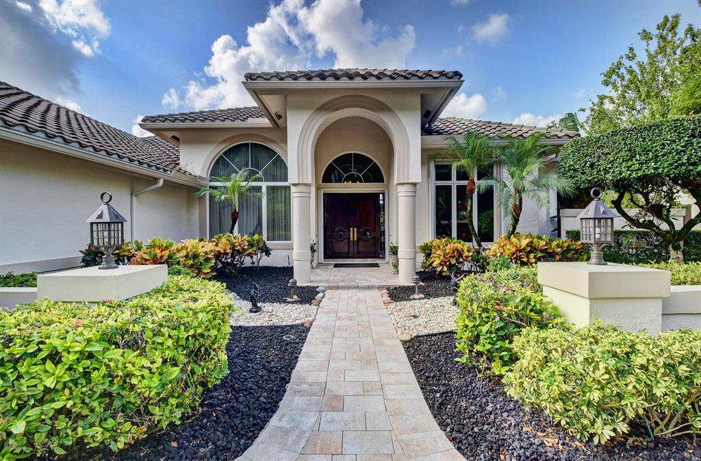 2572 NW 64th Boulevard