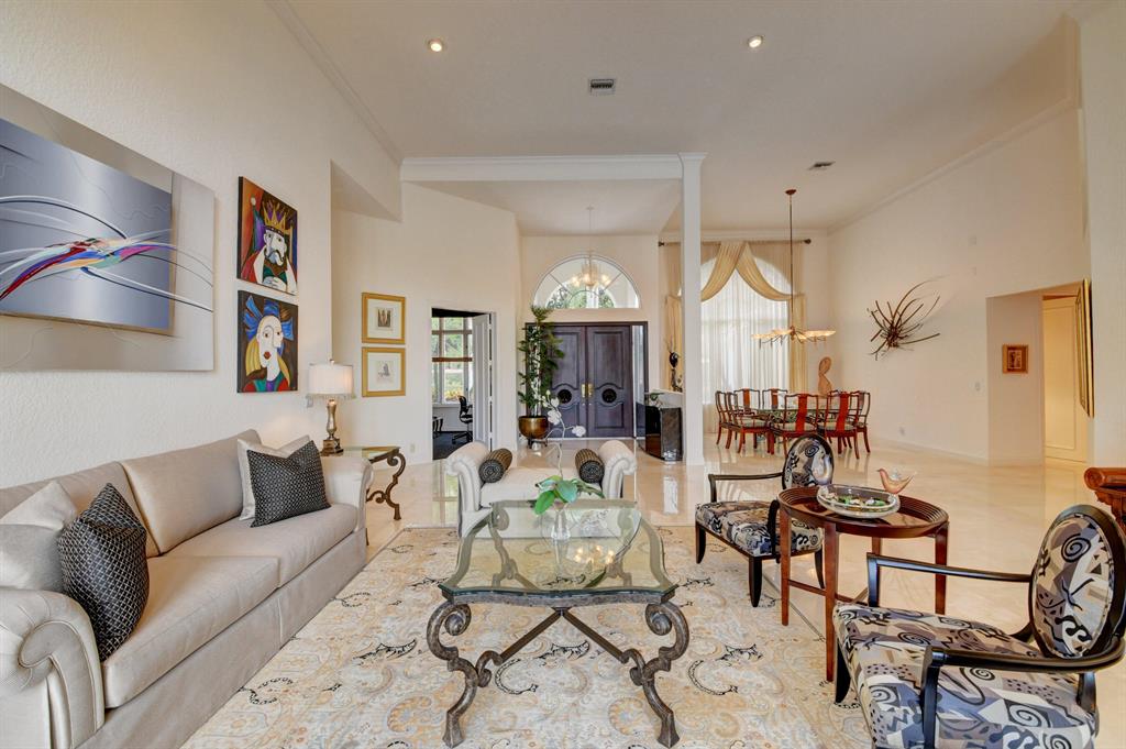 2572 NW 64th Boulevard