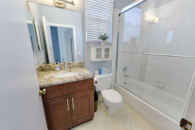 6685 NW 24th Terrace