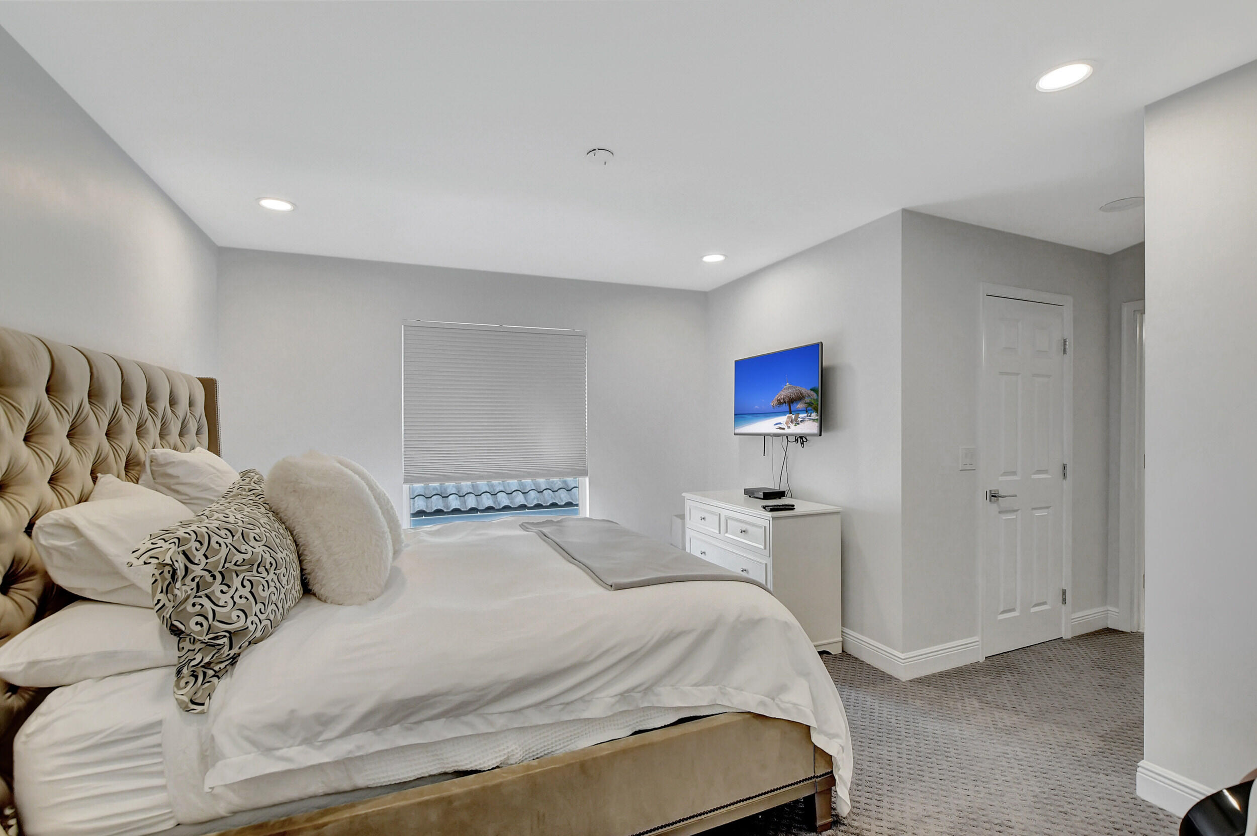 6650 NW 24th Terrace