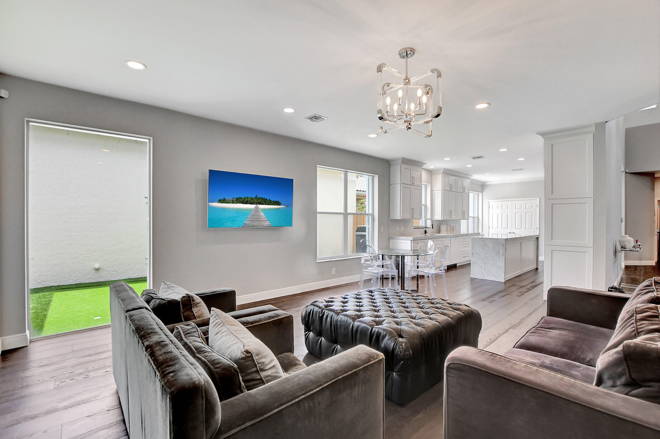 6650 NW 24th Terrace