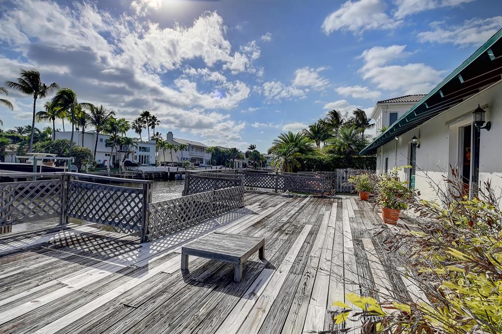 15 Harbour Drive N