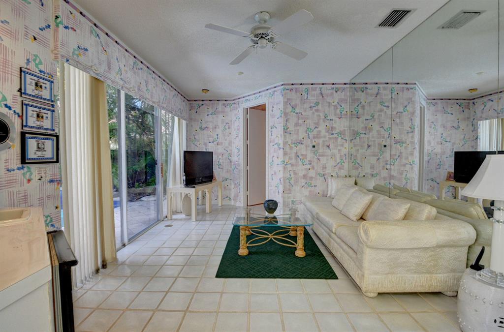 2518 NW 64th Boulevard