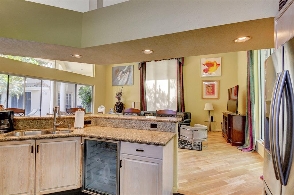 2518 NW 64th Boulevard