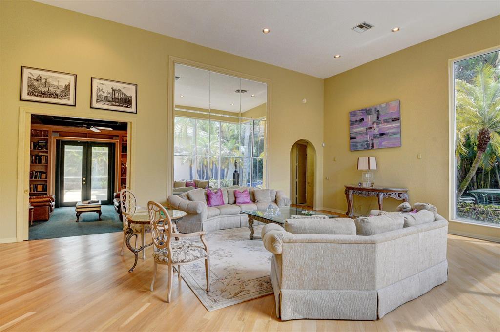 2518 NW 64th Boulevard