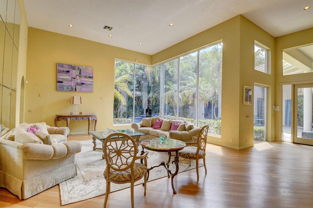 2518 NW 64th Boulevard