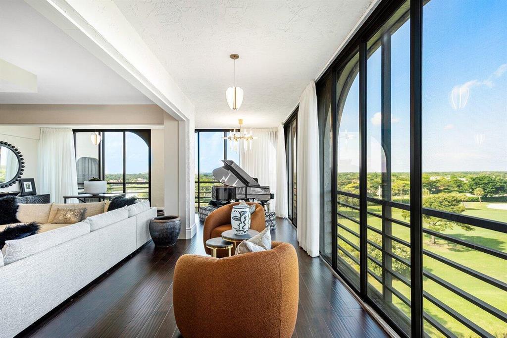 7580 Regency Lake Drive 801