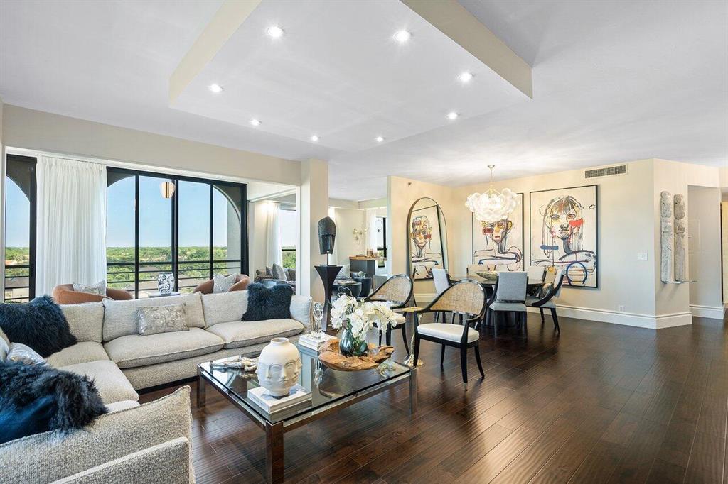 7580 Regency Lake Drive 801