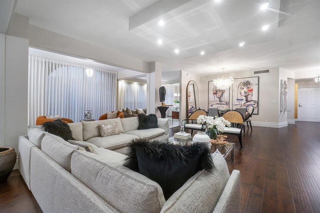 7580 Regency Lake Drive 801