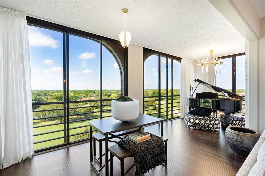 7580 Regency Lake Drive 801