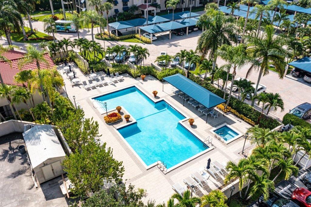 7580 Regency Lake Drive 801