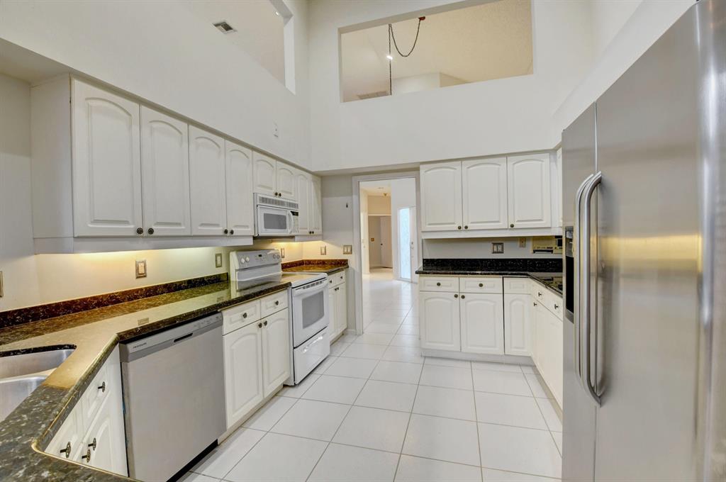 6696 NW 25th Terrace