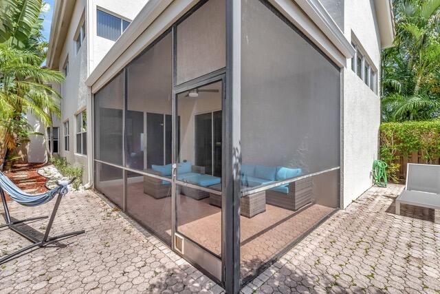 6696 NW 25th Terrace