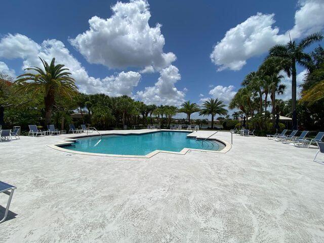 6696 NW 25th Terrace