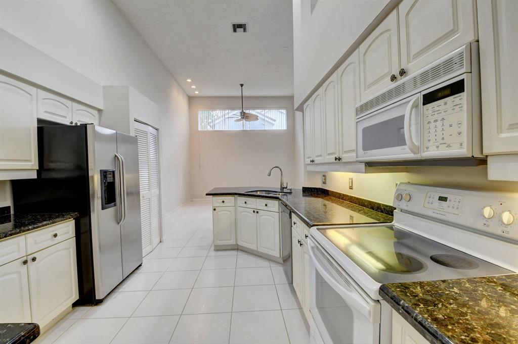 6696 NW 25th Terrace