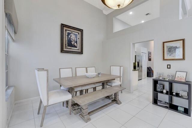 6696 NW 25th Terrace