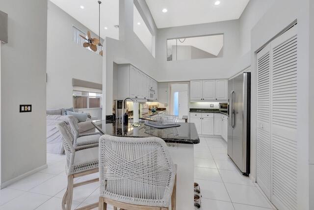 6696 NW 25th Terrace