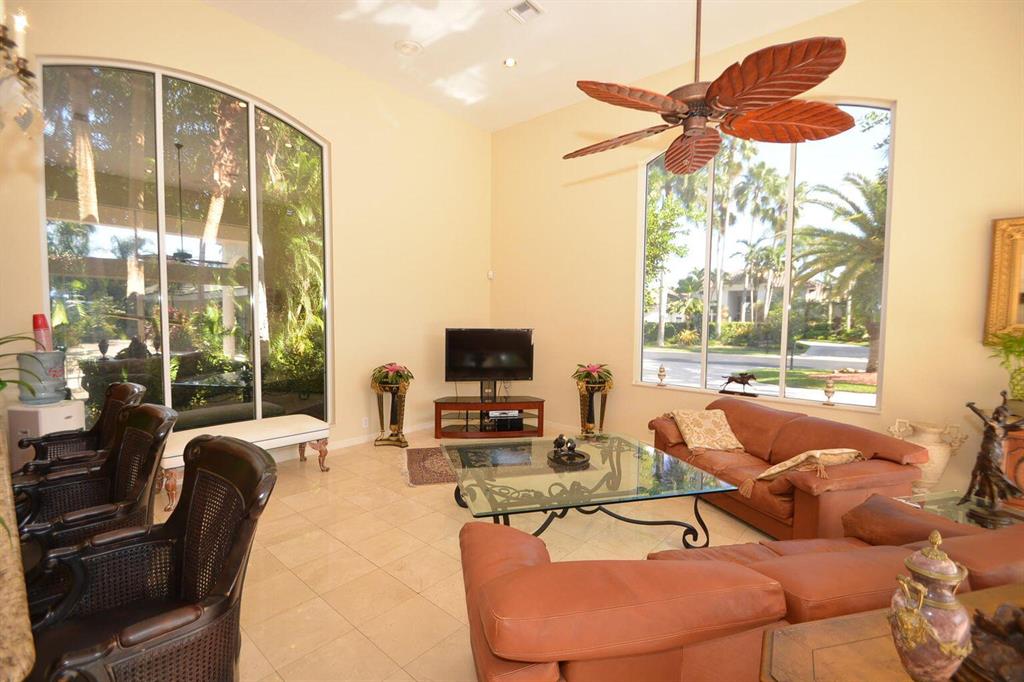 2673 NW 64th Boulevard