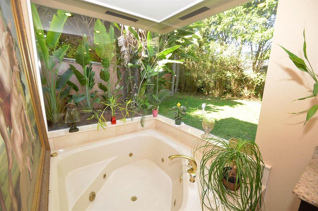 2673 NW 64th Boulevard