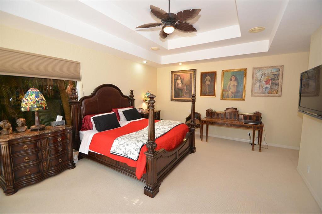 2673 NW 64th Boulevard