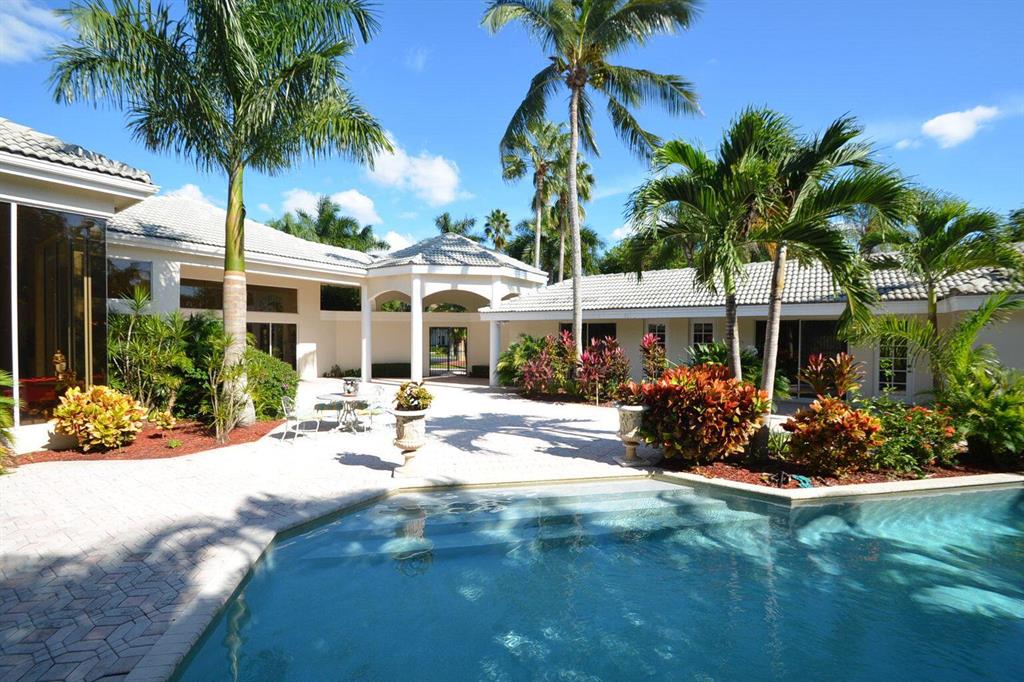 2673 NW 64th Boulevard