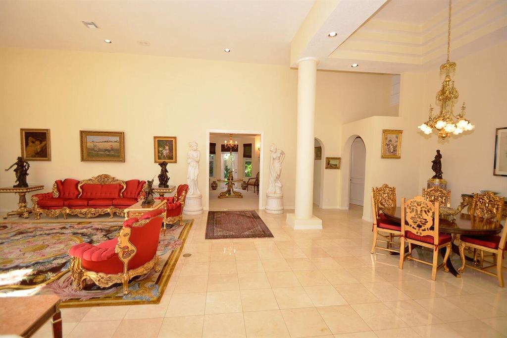 2673 NW 64th Boulevard