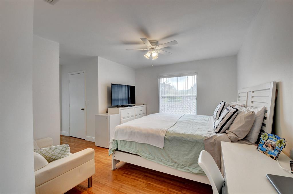 6661 NW 24th Terrace