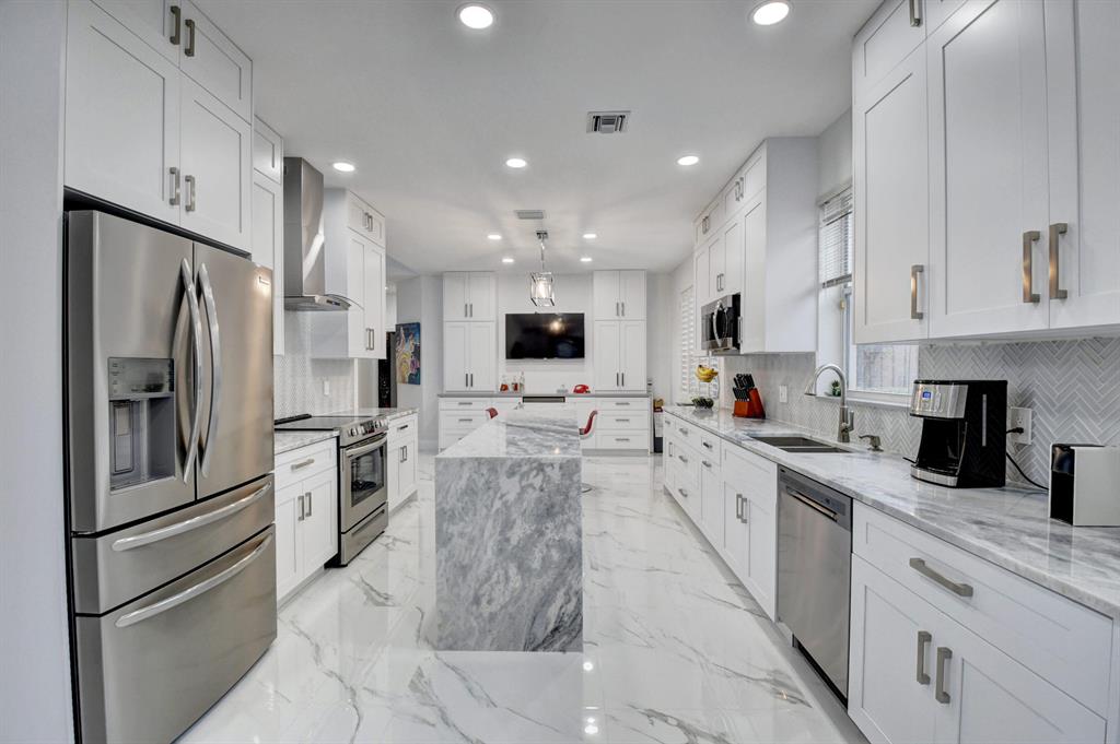 6661 NW 24th Terrace