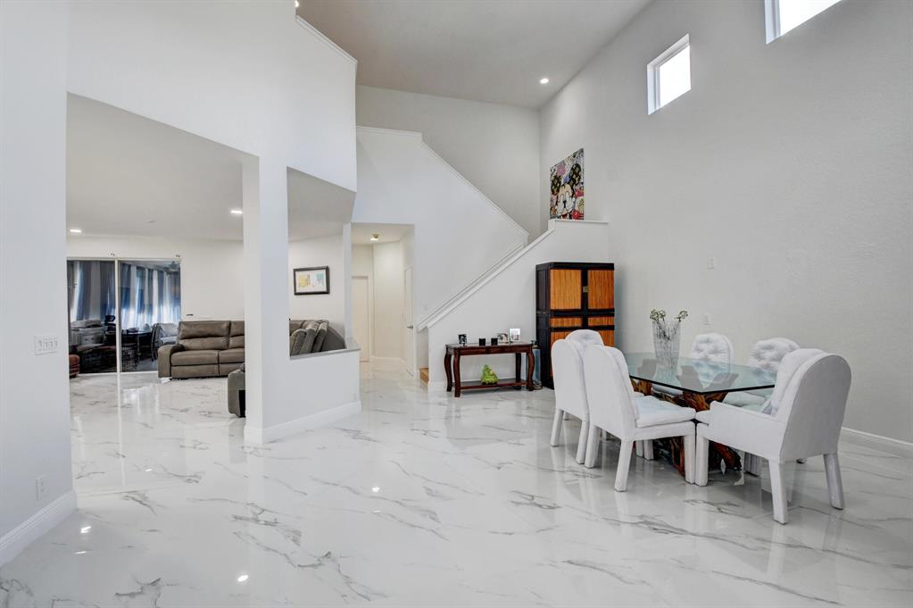 6661 NW 24th Terrace