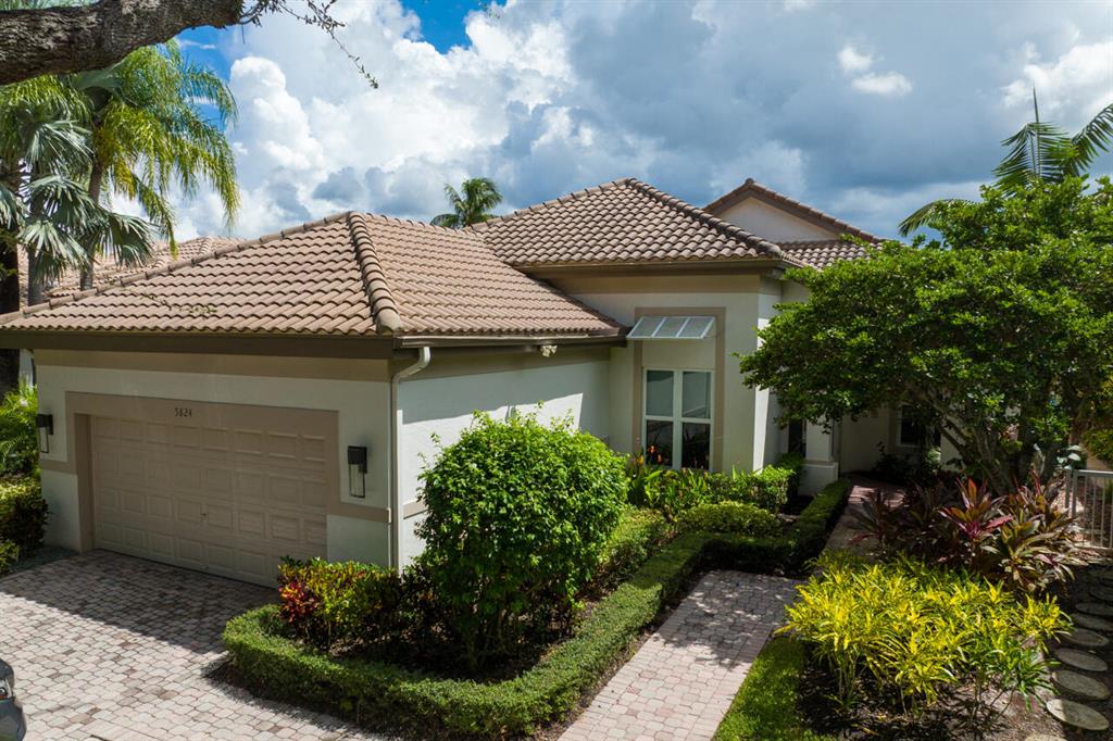 5824 NW 25th Terrace