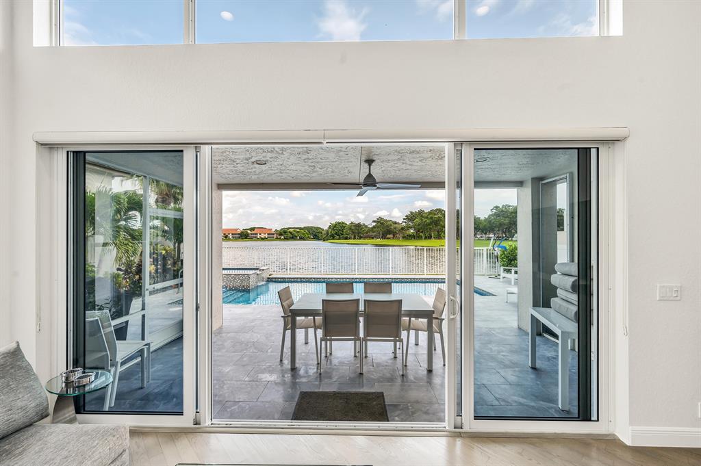 5824 NW 25th Terrace