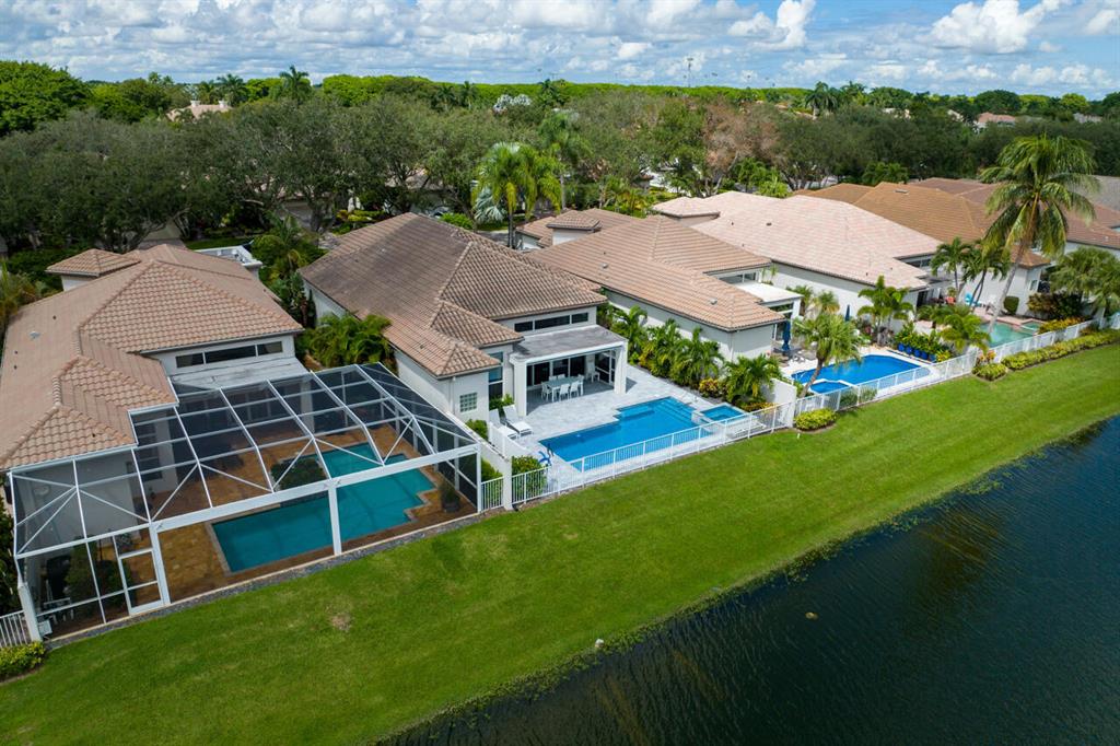 5824 NW 25th Terrace