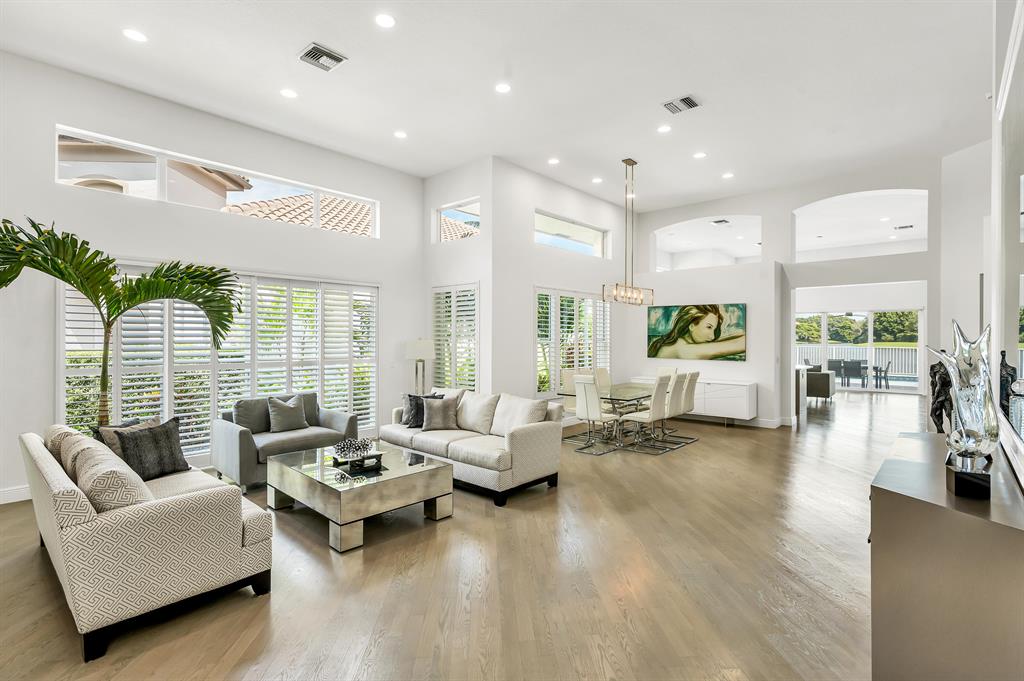 5824 NW 25th Terrace