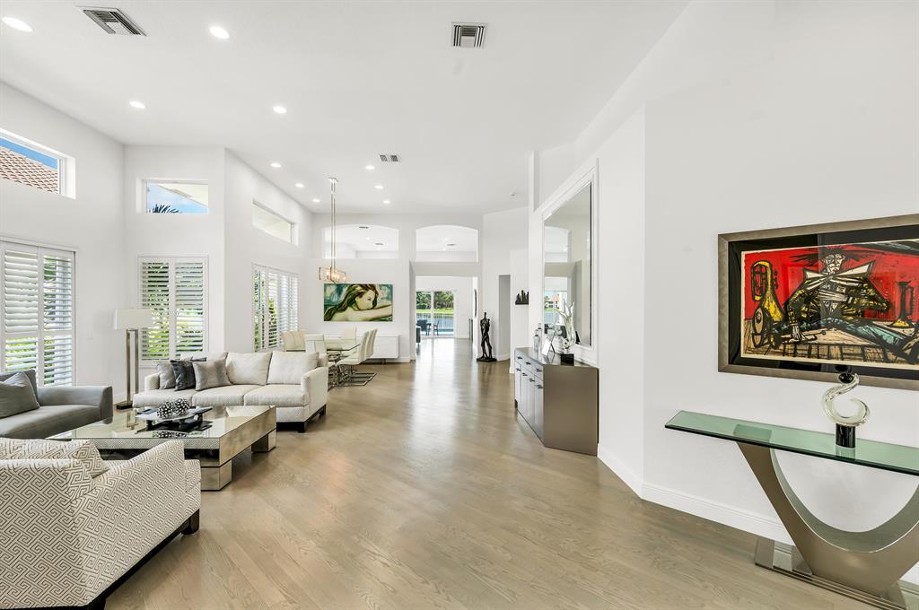 5824 NW 25th Terrace